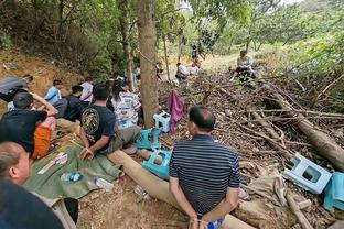 Huấn luyện viên đội tuyển quốc gia Palestine Hani al-Masdar thiệt mạng trong cuộc xung đột Gaza